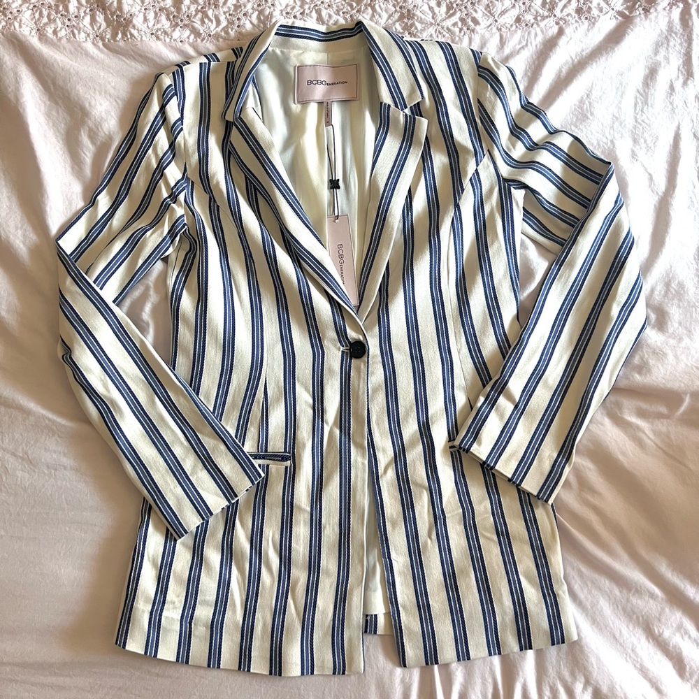 🤍 NWT BCBGeneration XS Blue White Oversized Blazer 🤍